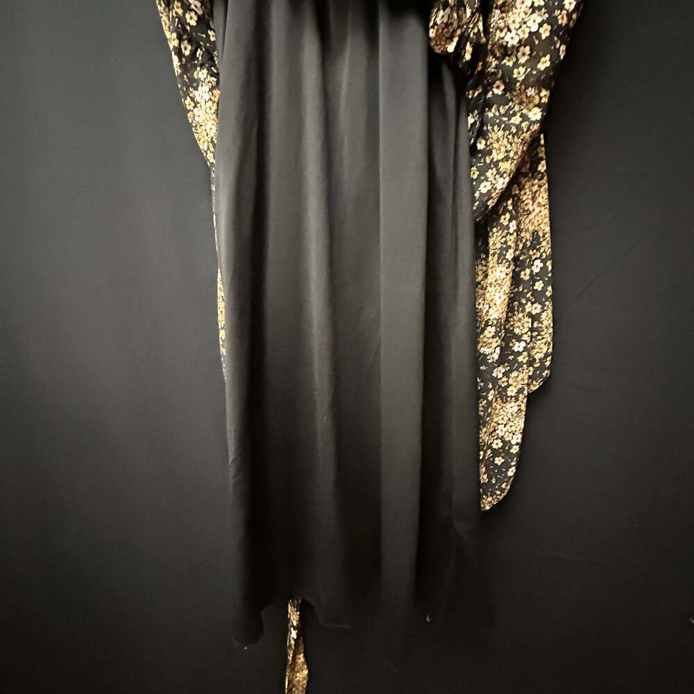 Premier Amour Floral Print Sleeveless Maxi Dress with Tie Waist - Picture 3 of 11